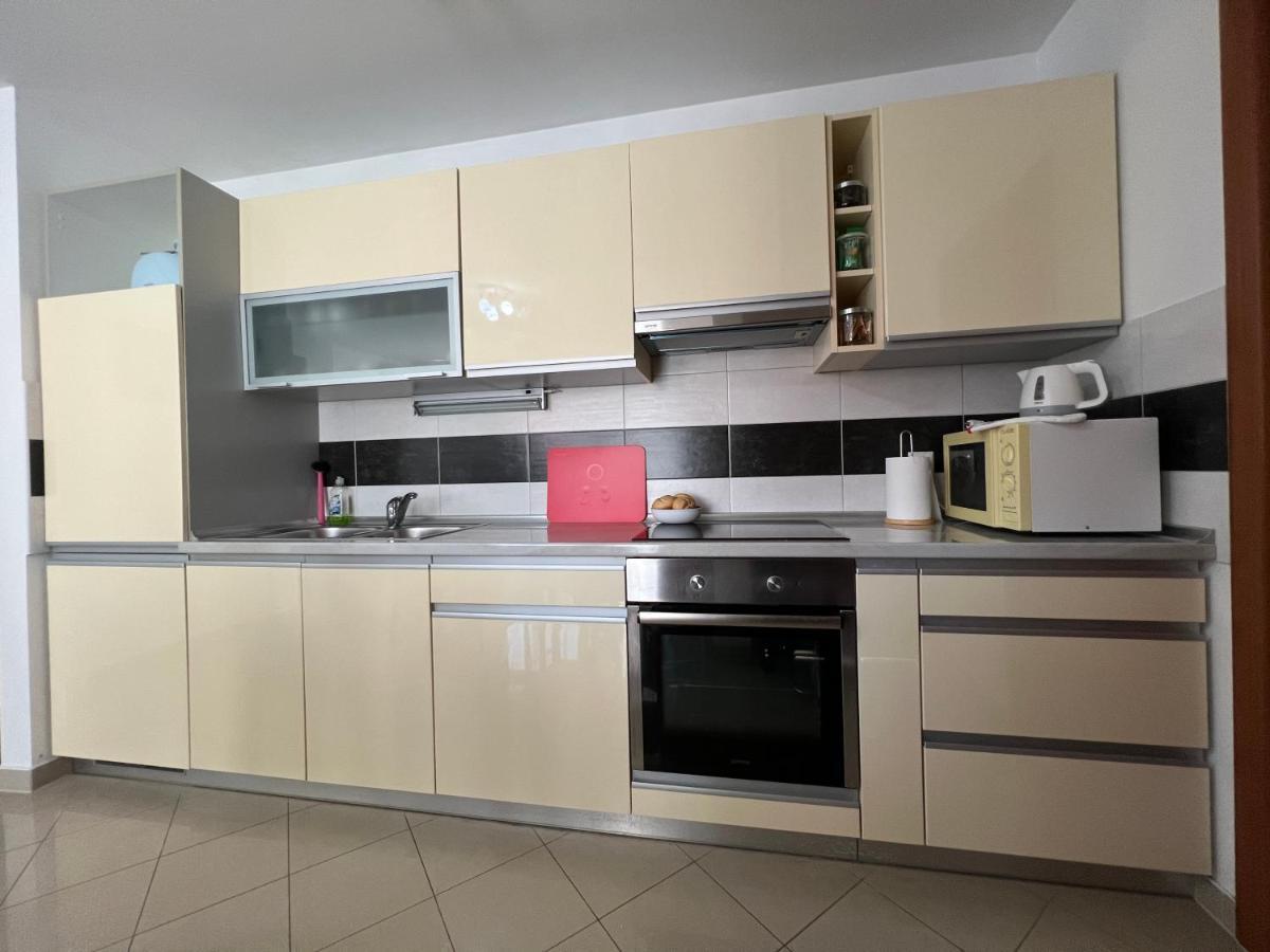 Apartman Ruza Apartment พูลา ภายนอก รูปภาพ