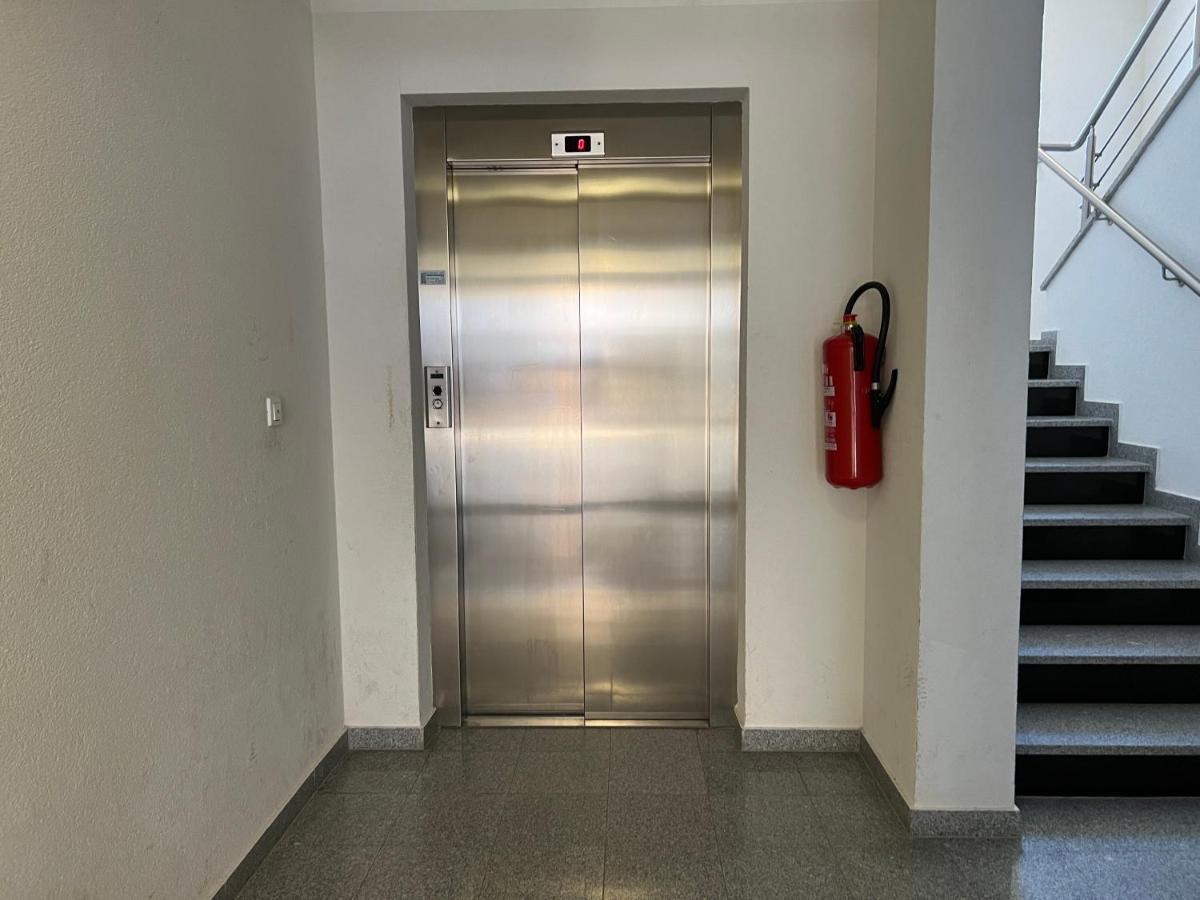 Apartman Ruza Apartment พูลา ภายนอก รูปภาพ