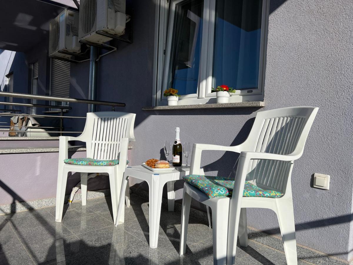 Apartman Ruza Apartment พูลา ภายนอก รูปภาพ